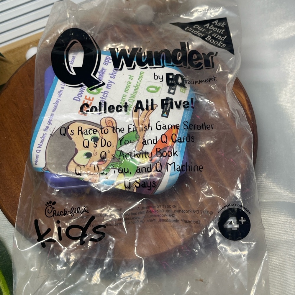 2017 Chick-fil-A Kids Meal Toy – Q Wunder by EQtainment Q Monkey New